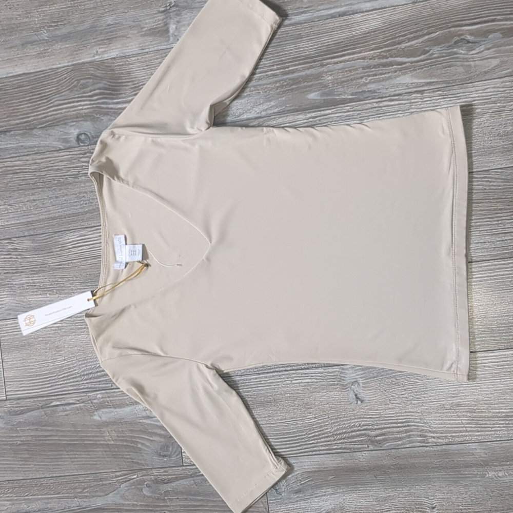 NWT House of Harlow 1960 All Day Contour V Neck Cream Top XS